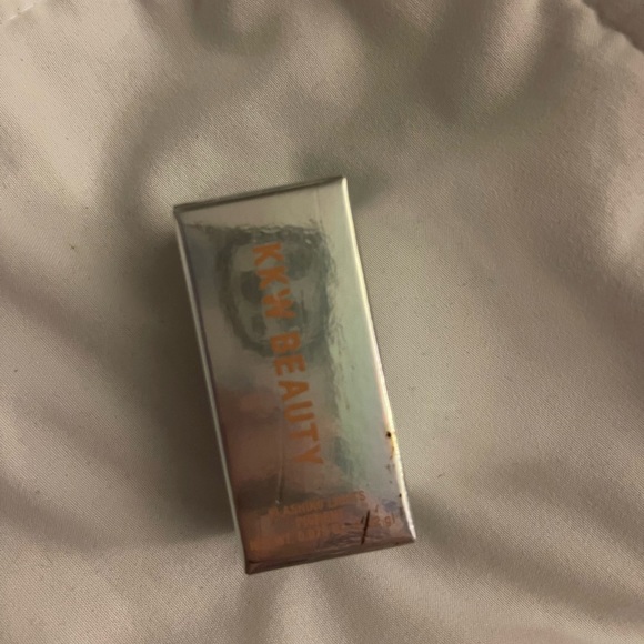 BRAND NEW KKW Beauty Flashing Lights Highlighter in shade ‘High Key’ - Picture 5 of 8